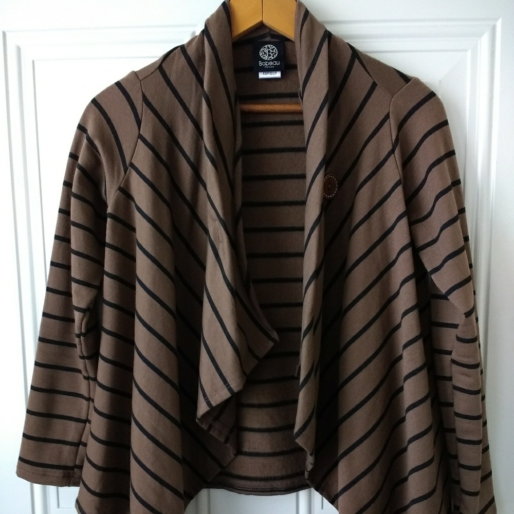 EUC Bobeau thick fleece wrap cardigan